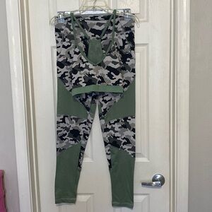 womens Workout gym set new!